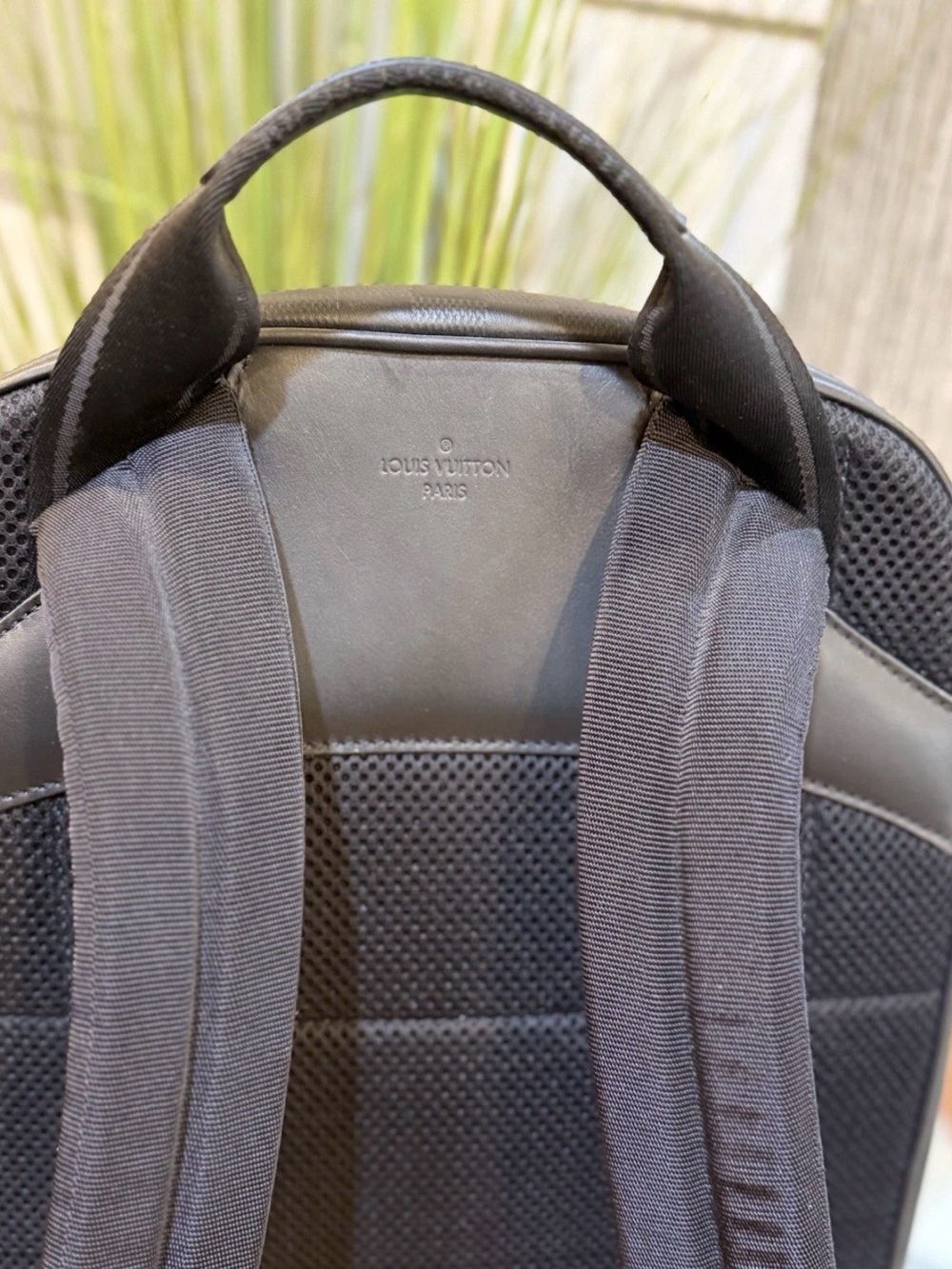 Louis Vuitton Men's Black Damier Graphite Backpack - Picture 5 of 15